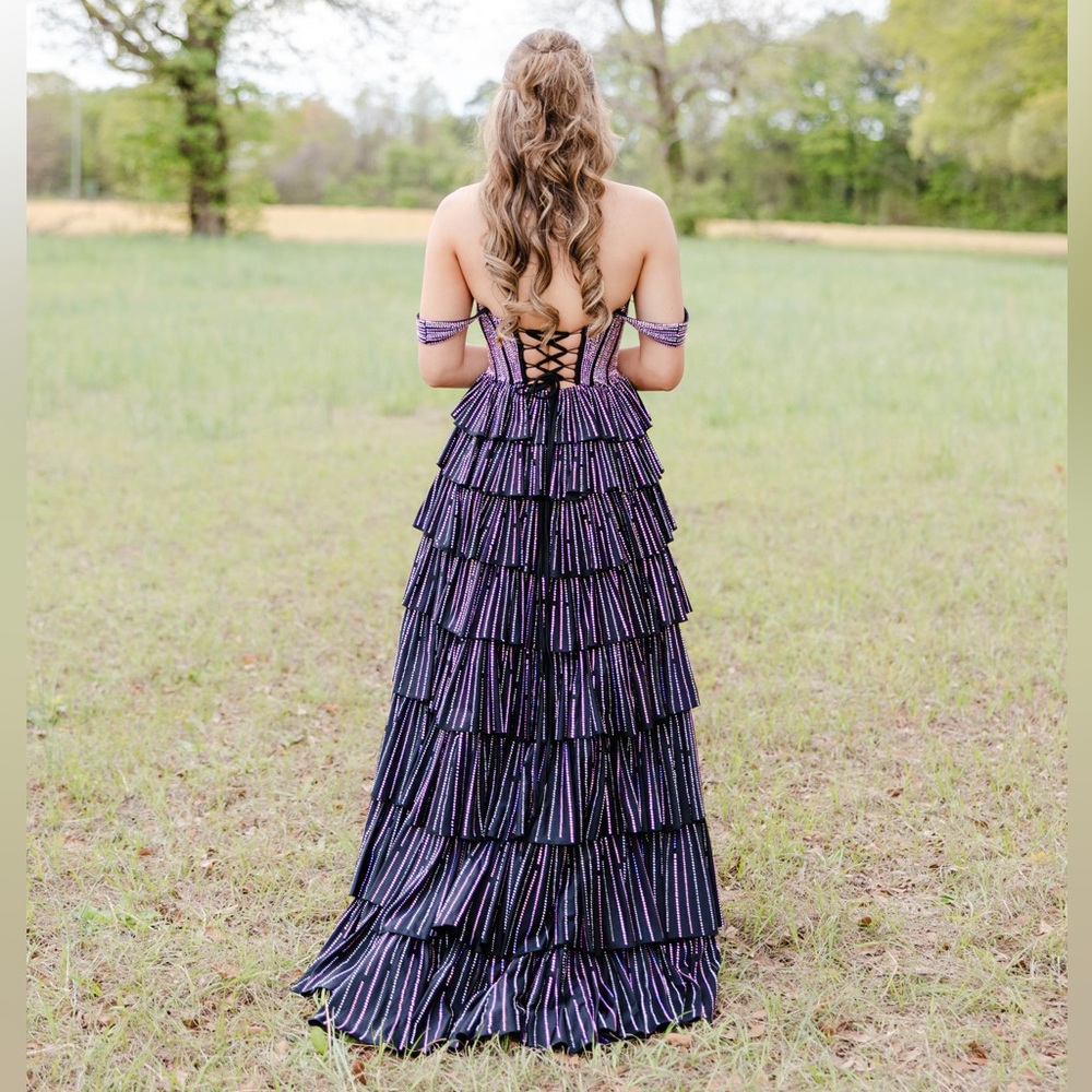 Sherri Hill 56675 - Picture 3 of 5